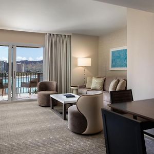 *Newly Renovated* Malia Ocean Suite Oceanfront